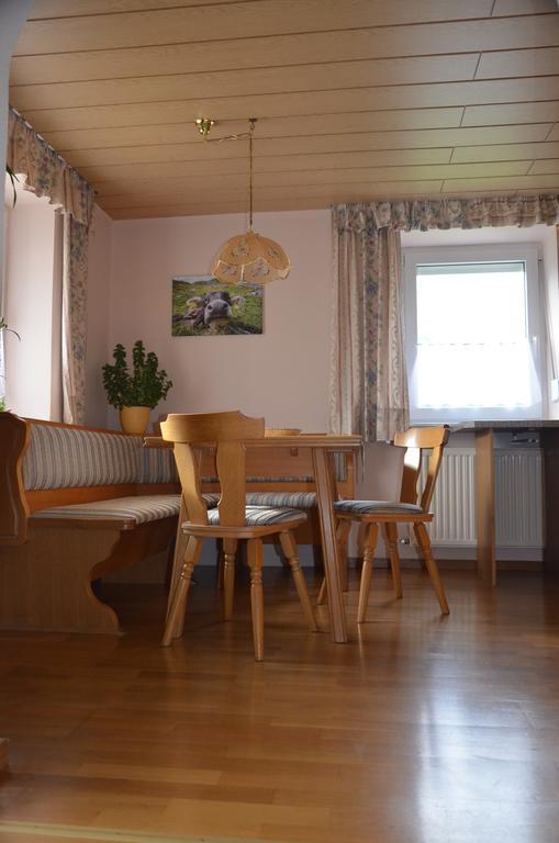 Ferienwohnung Reiter ロイテ エクステリア 写真